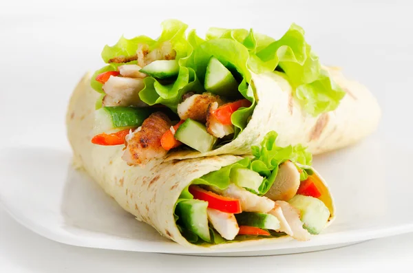 Tortilla kip wraps — Stockfoto