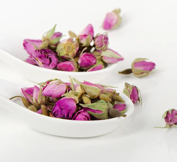 Tee aus getrockneten Rosen — Stockfoto