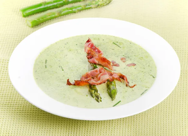 Creamy soup with asparagus — Stock Photo, Image