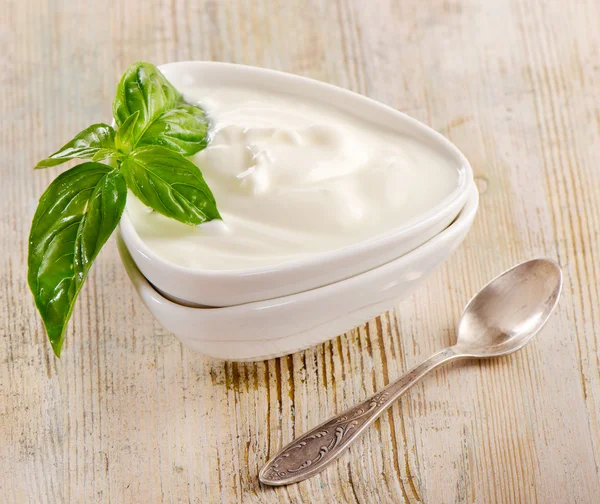 Fresh yogurt — Stock Photo, Image