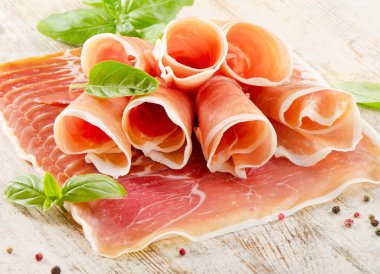 tedavi jambon dilimleri