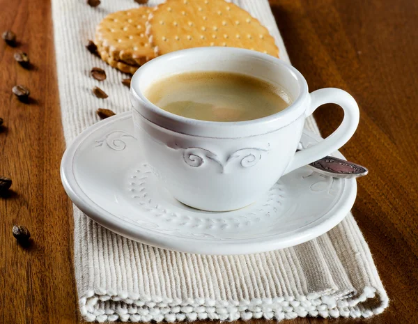 Šálek kávy a soubory cookie — Stock fotografie