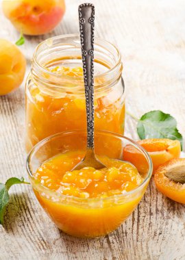 taze kayısı reçeli