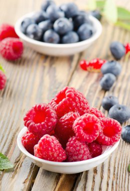 Ahududu ahşap tablo