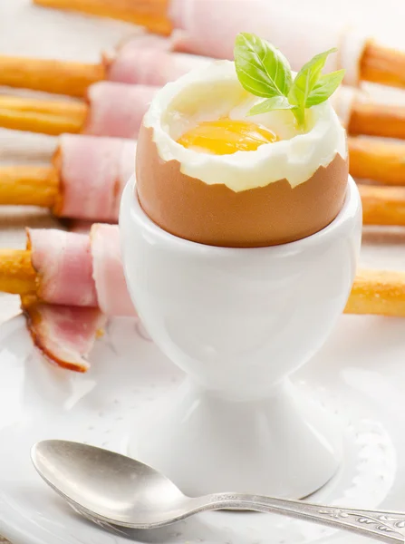 Boiled egg in eggcup — Stock Photo, Image