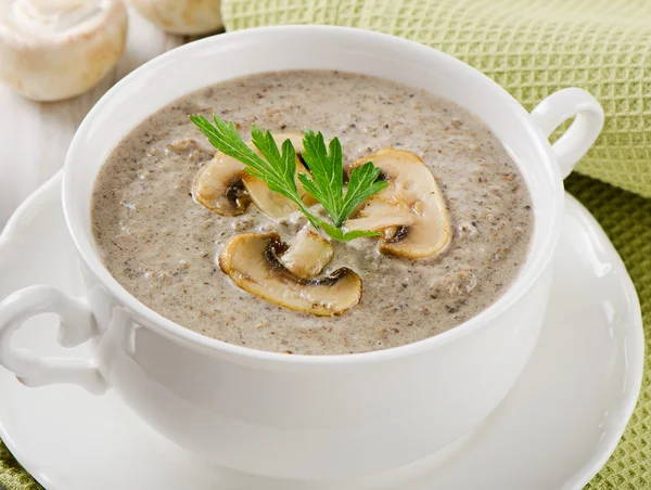 Zuppa di funghi cremoso — Foto Stock