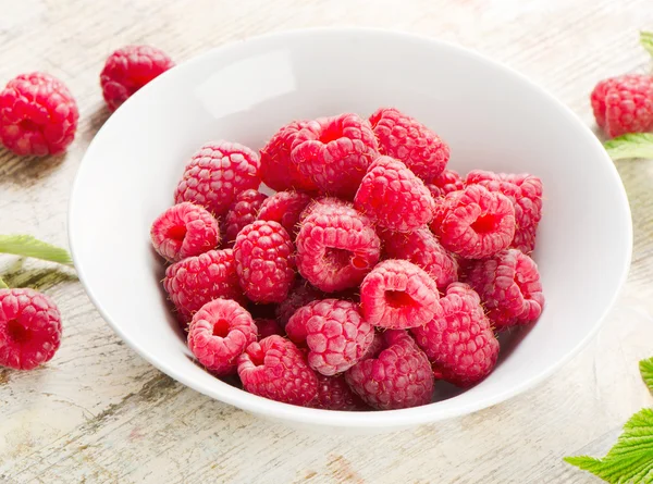 Fresh raspberries . — Stock Photo, Image