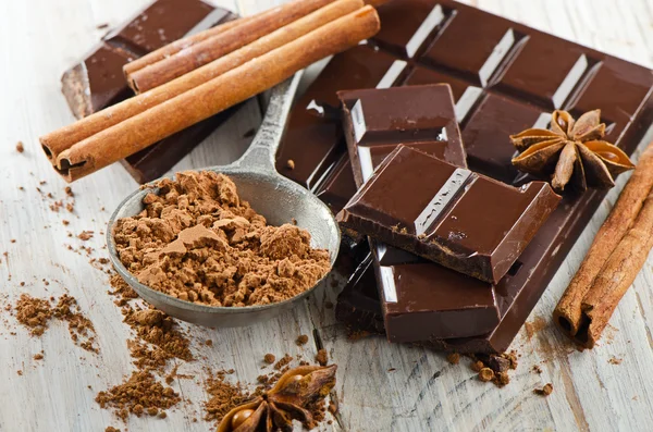 Gebroken chocolade bar — Stockfoto