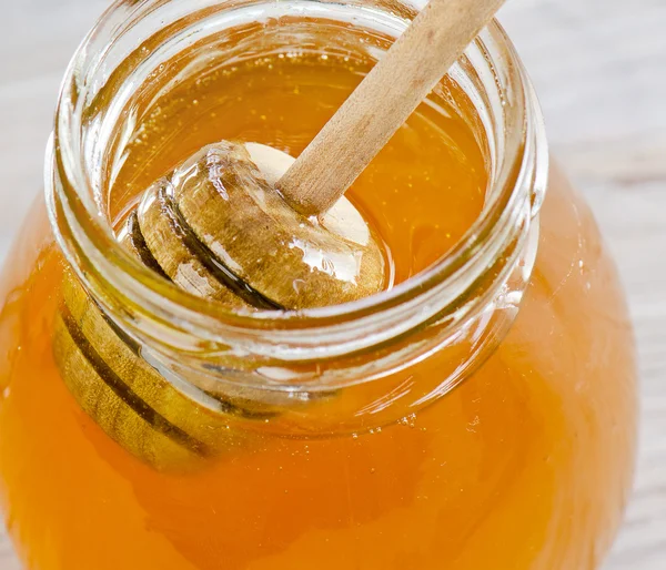 Jar of honey — Stock Photo, Image