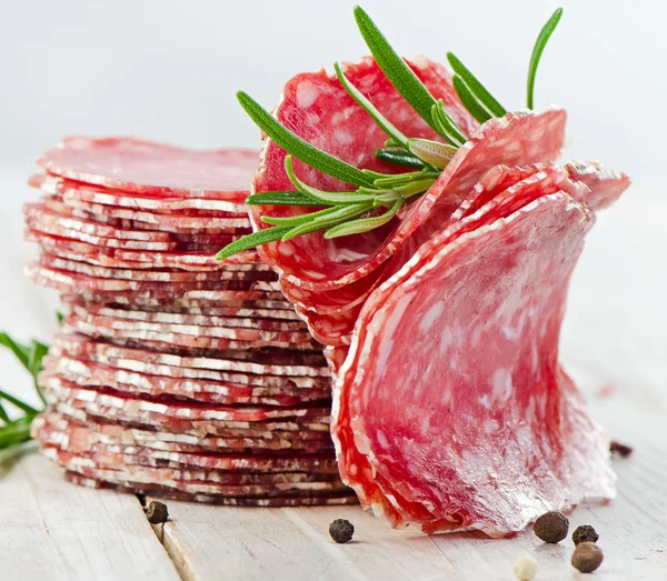 Fette di salame — Foto Stock