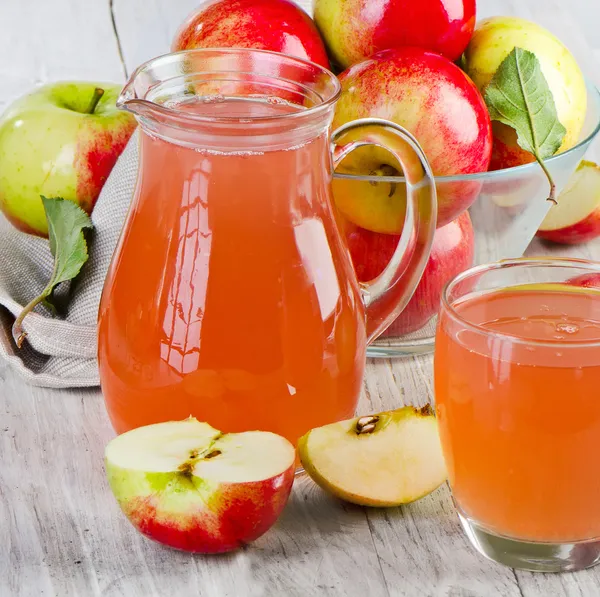 Jugo de manzana — Foto de Stock