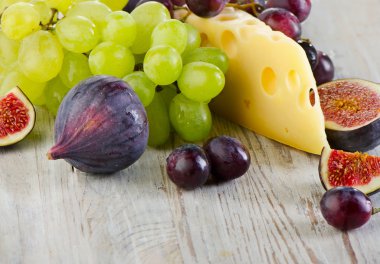 peynir ve meyve