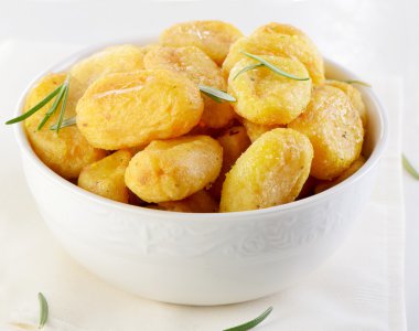Biberiyeli kızarmış patates.