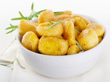 Biberiyeli kızarmış patates.