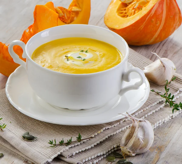 Creamy pumpkin soup — Stock Photo, Image