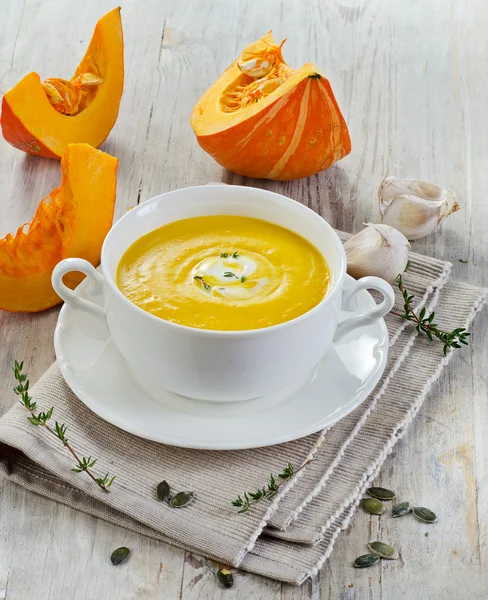 Sopa de abóbora cremosa — Fotografia de Stock