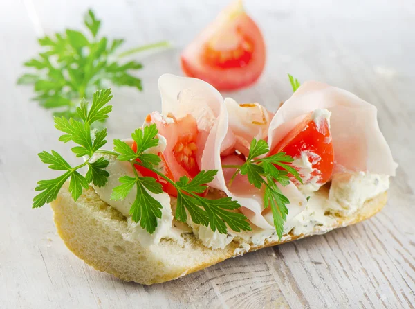 Pan con tocino ahumado —  Fotos de Stock