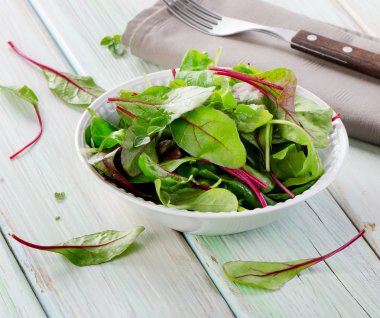 taze karışık salata