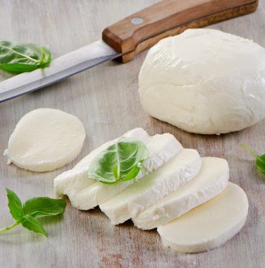 mozarella