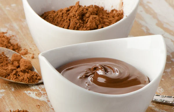 チョコレート クリームのボウル — ストック写真