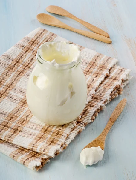 Fresh yogurt — Stock Photo, Image