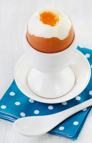 Soft boiled egg — Stock Photo, Image