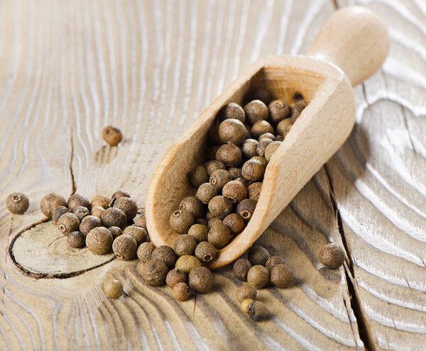 Перец на столе
