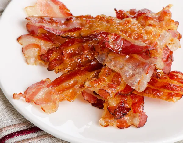 Rashers de bacon cozido — Fotografia de Stock