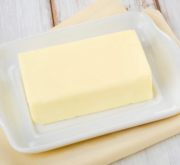 Plaat met boter — Stockfoto