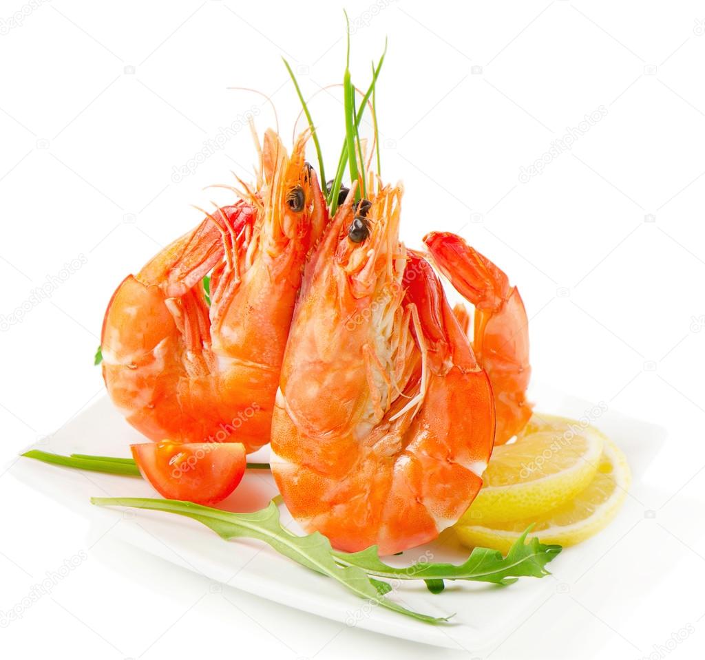 Tiger shrimps with fresh vegetables