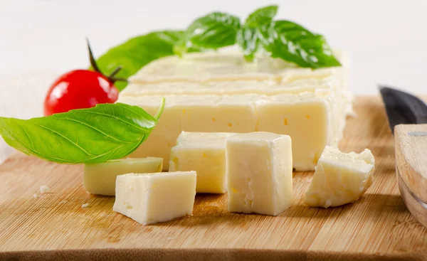 Feta sajt. Szelektív összpontosít — Stock Fotó