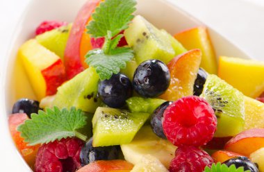 Taze Meyve Salatası