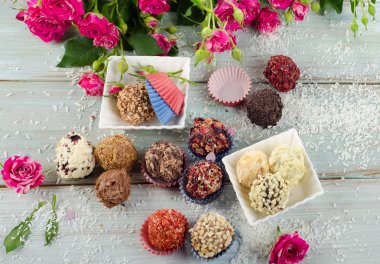 çikolatalı tatlı el yapımı şekerlemeler