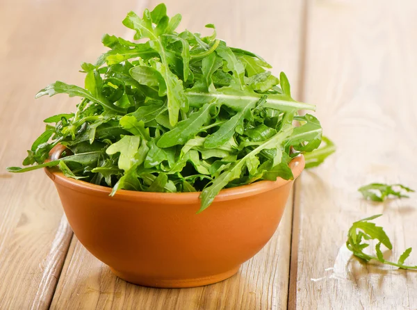 Salada de arugula fresca — Fotografia de Stock