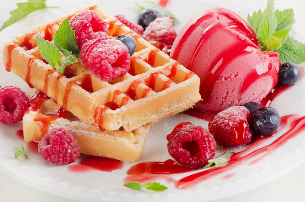 Belgian waffles — Stock Photo, Image