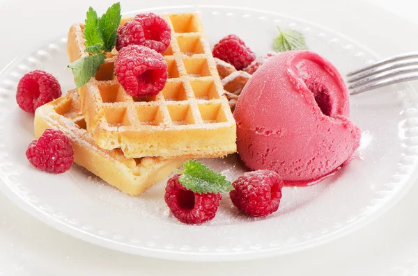 Belgian waffles with raspberries sorbet — Stock Photo, Image