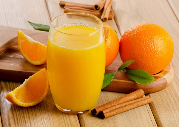 Glass of  orange juice — Stock Photo, Image