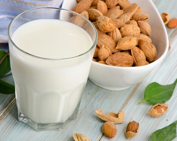 Almond milk — Stock Photo, Image