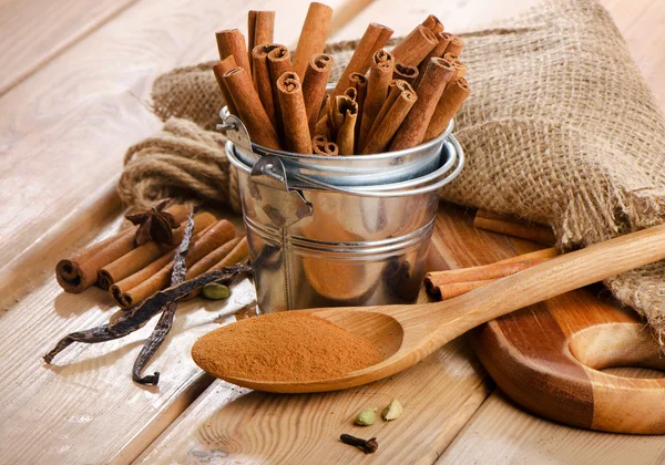 Cinnamon sticks — Stock Photo, Image