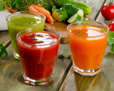 sağlıklı sebze suları