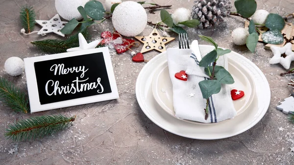 Decoración Mesa Blanca Verde Navidad Concepto Temporada Vacaciones — Foto de Stock