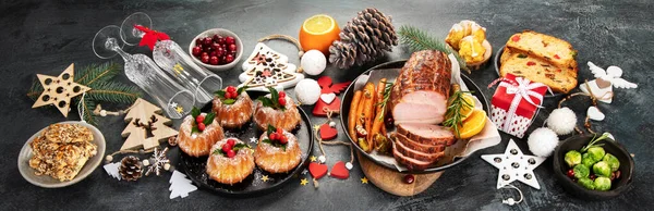 Christmas Dinner Table Setting Dark Background Holiday Season Concept Top — Stock Photo, Image