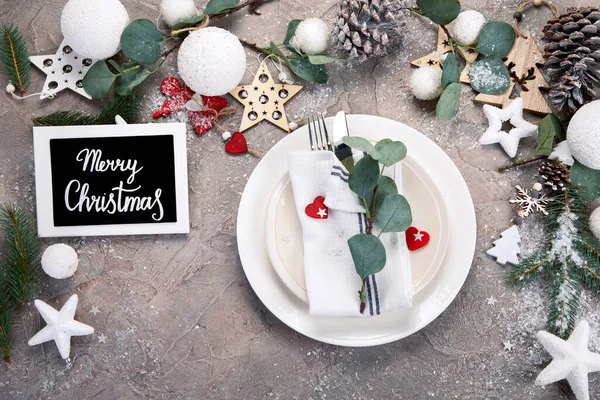 Weihnachten Weiße Und Grüne Tischdekoration Ferienzeit Konzept Draufsicht Flache Lage — Stockfoto
