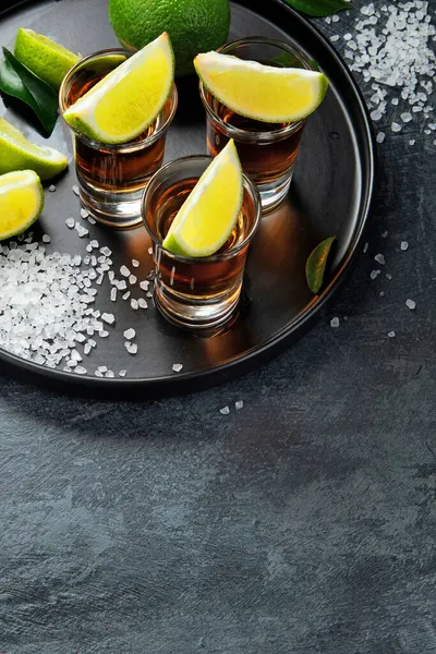 Colpi Tequila Con Lime Sale Sfondo Grigio Menù Bar Classico — Foto Stock