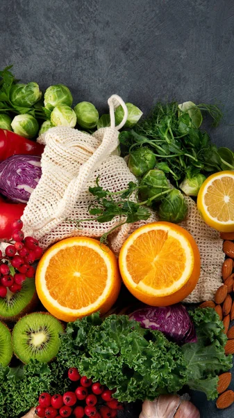 Lebensmittel Mit Hohem Vitamin Gehalt Auf Dunklem Hintergrund Gesunde Ernährung — Stockfoto