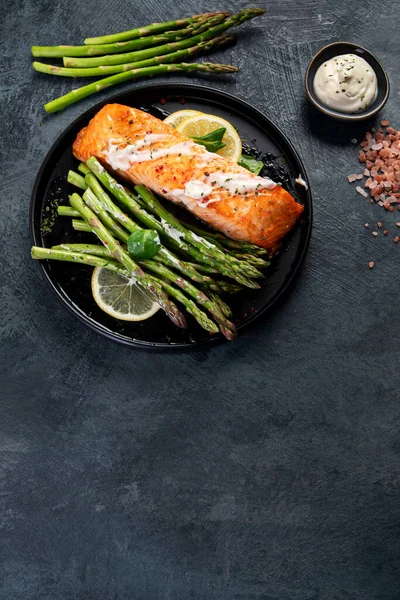 Baked Salmon Asparagus Gray Background Mediterranean Diet Concept Flat Lay — Stockfoto
