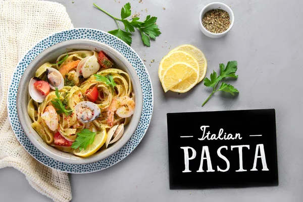 Pasta Seafood Gray Background Traditional Italian Food Concept Top View — Fotografia de Stock