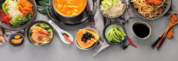 Aziatische Gerechten Variëteit Grijze Achtergrond Traditioneel Voedsel Cocnept Bovenaanzicht Flat — Stockfoto