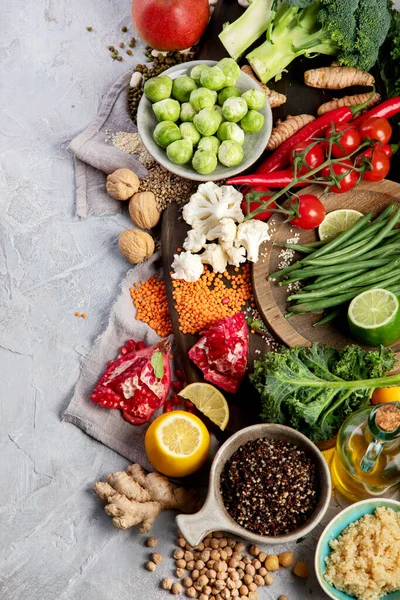 Dieta Roślinna Szarym Tle Koncepcja Zdrowej Żywności Widok Góry Płaski — Zdjęcie stockowe