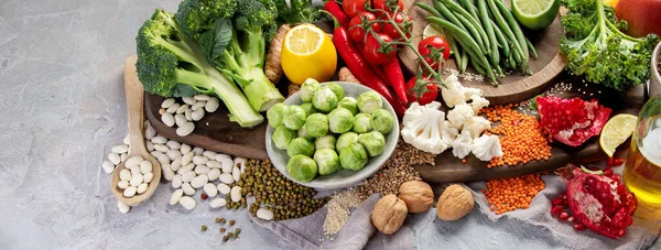 Dieta Base Plantas Fundo Cinza Conceito Alimentação Saudável Espaço Cópia — Fotografia de Stock